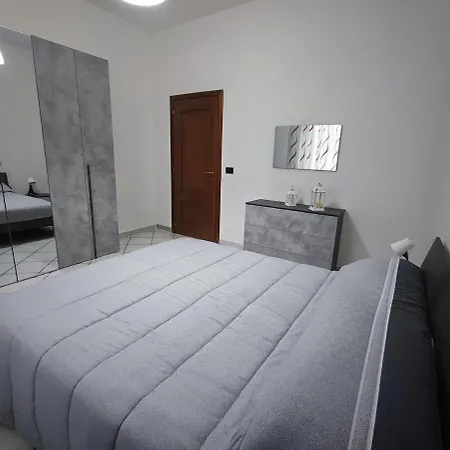 Apartman Il Ciclamino, A Due Passi Dalla Reggia E Dallo Stadio